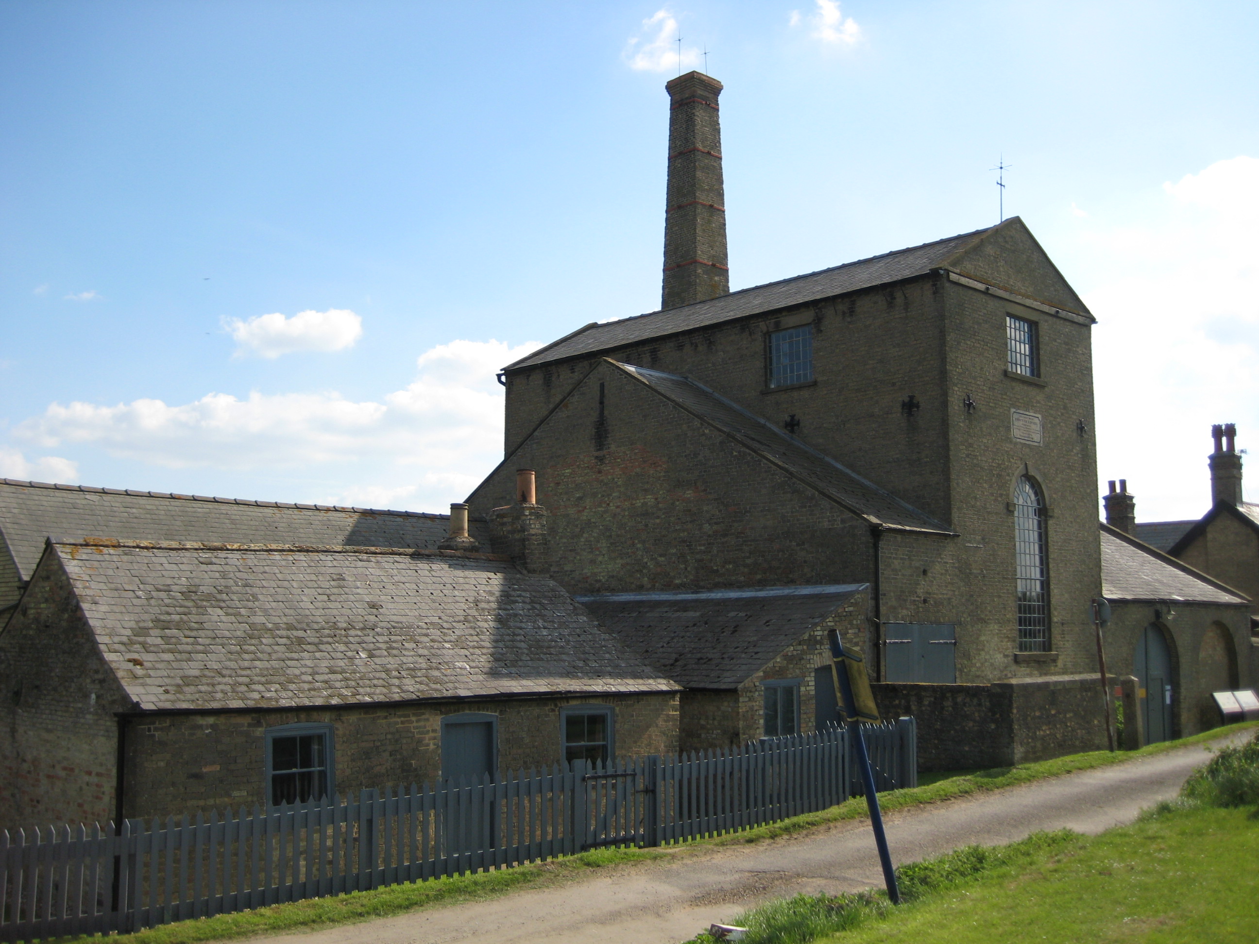 Stretham Old Engine. © Robert Mason 2010