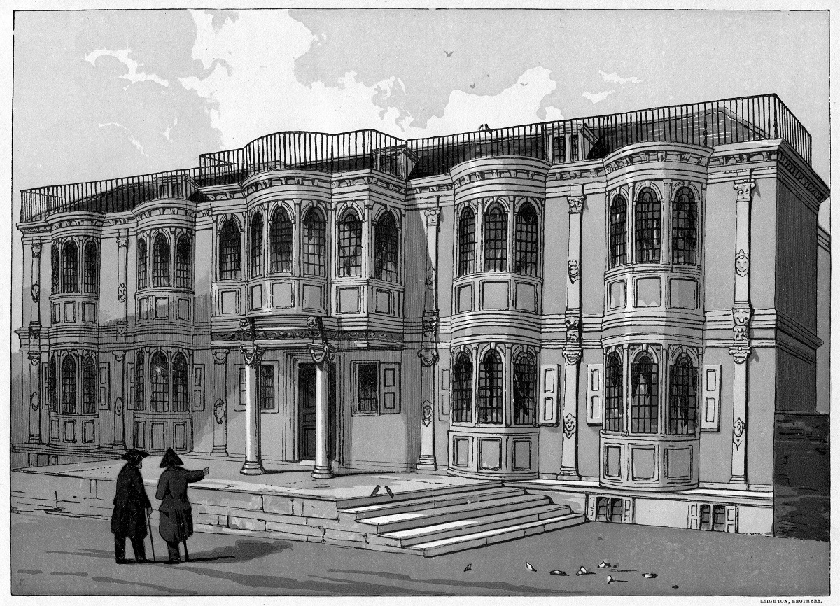Crowley House from the banks of the Thames