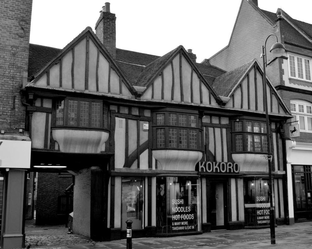 Uxbridge. 12 High St, former 'Kings Arms' where GWR rented cartage horse stabling for a few years from 1896
