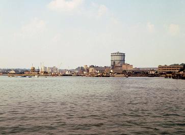 Ipswich Dock looking north, 20 June 1970. The gasworks and piston-type gasholder can be quite clearly seen. © Robert Carr, 1970