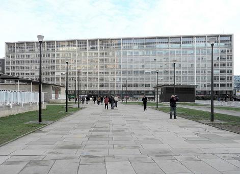 Elizabeth House. © Robert Carr