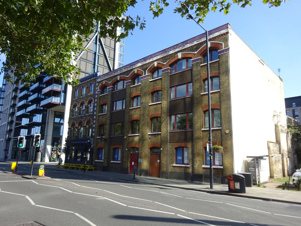 37 Albert Embankment