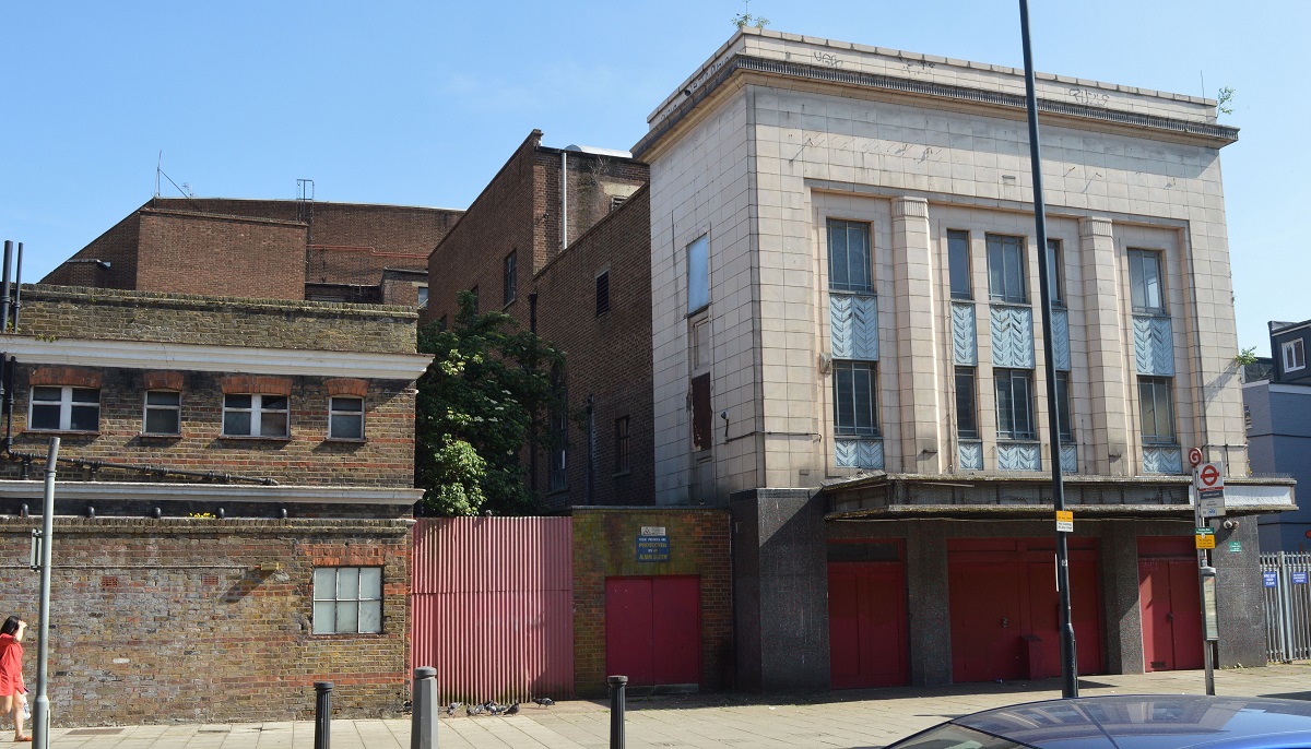 Kilburn &copy; David Thomas