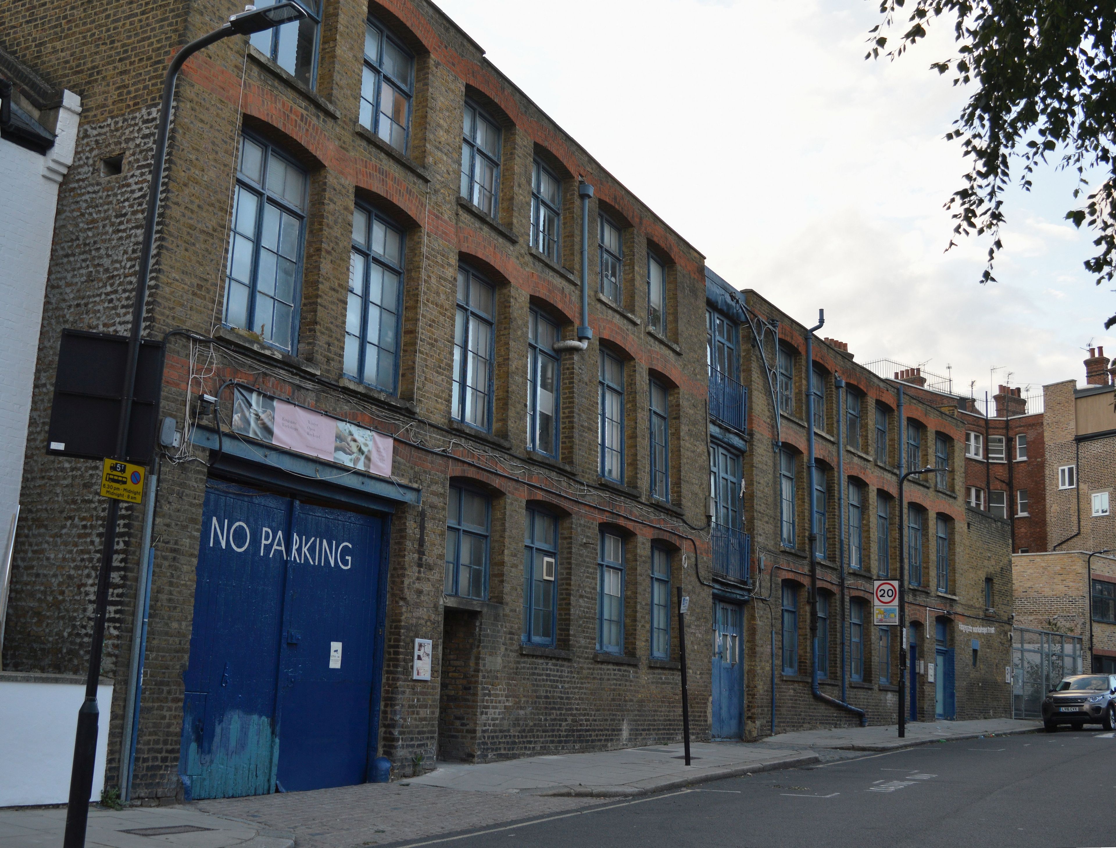 Kilburn &copy; David Thomas