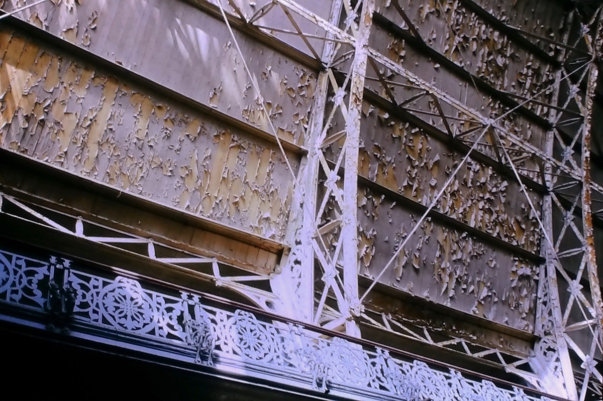 roof-damage-detail