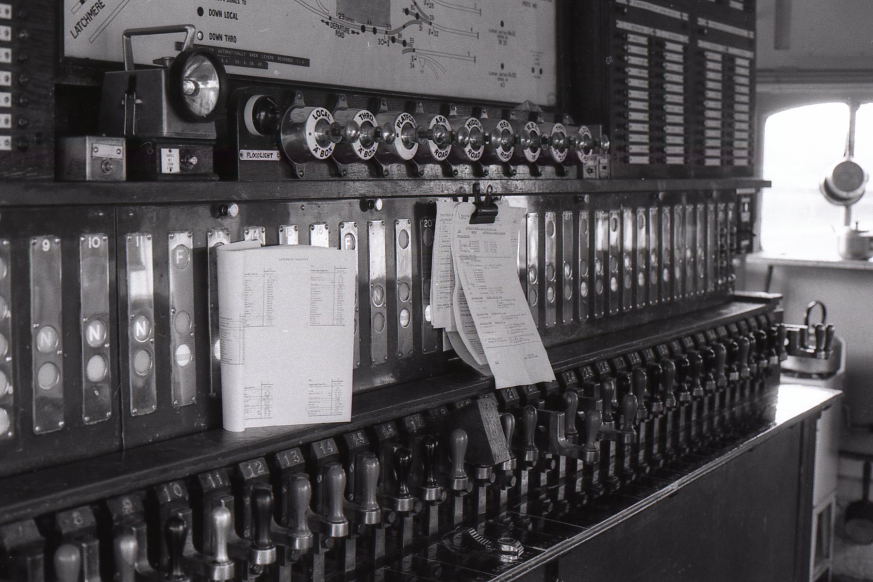 C box lever frame, Clapham Junction &copy; Bob Mitchell