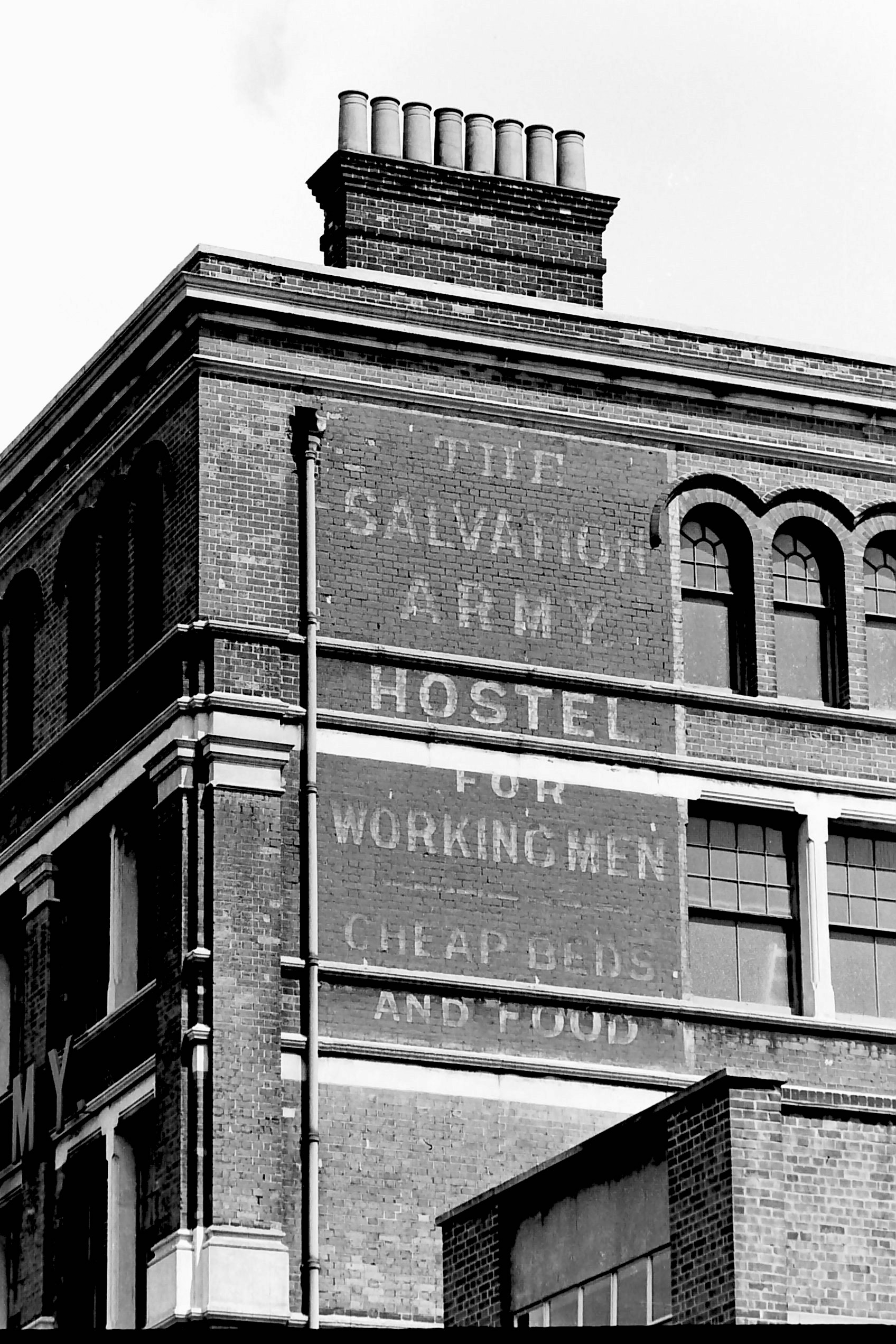 Ghost sign &copy; Sidney Ray