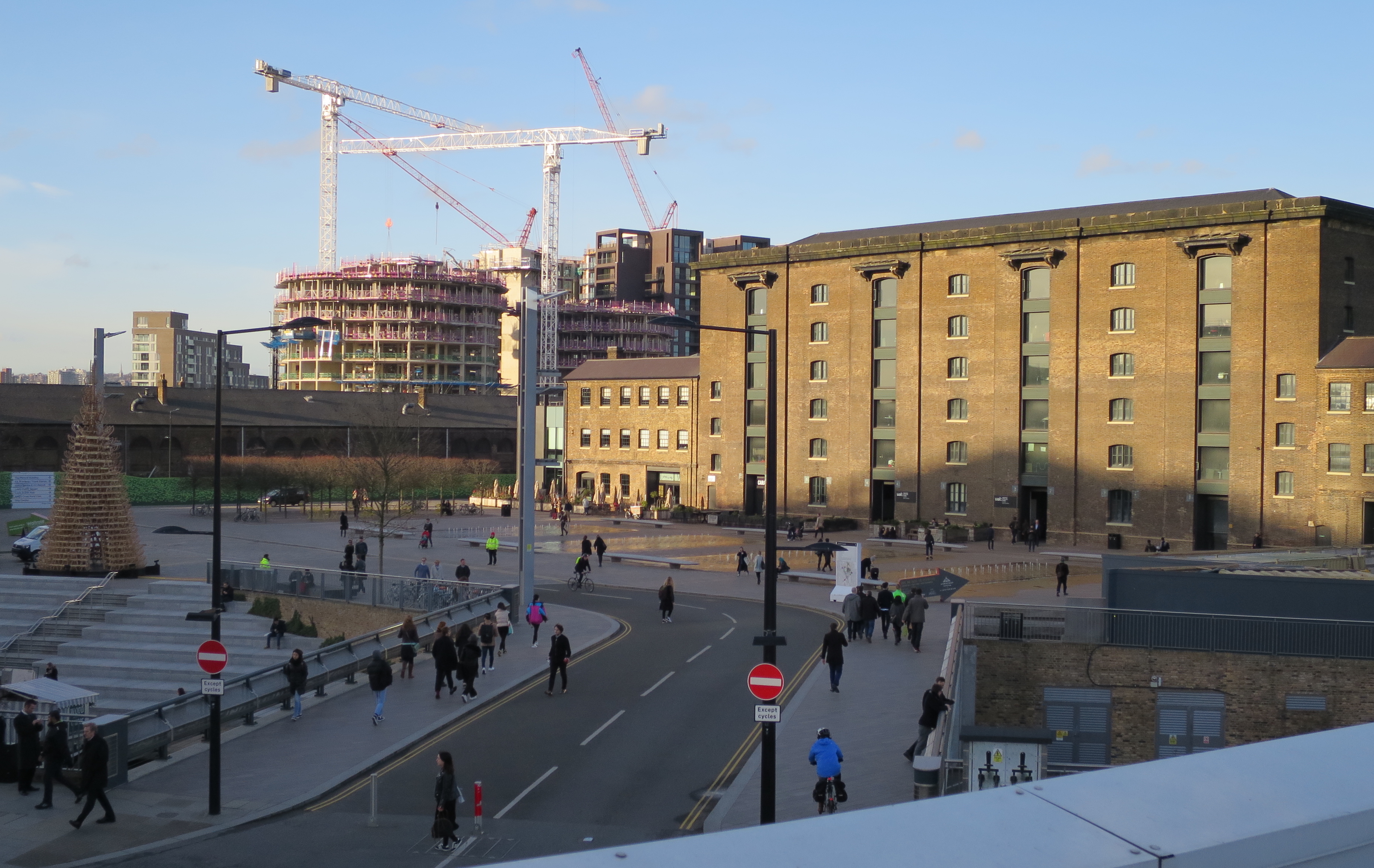 Granary &copy; Sidney Ray