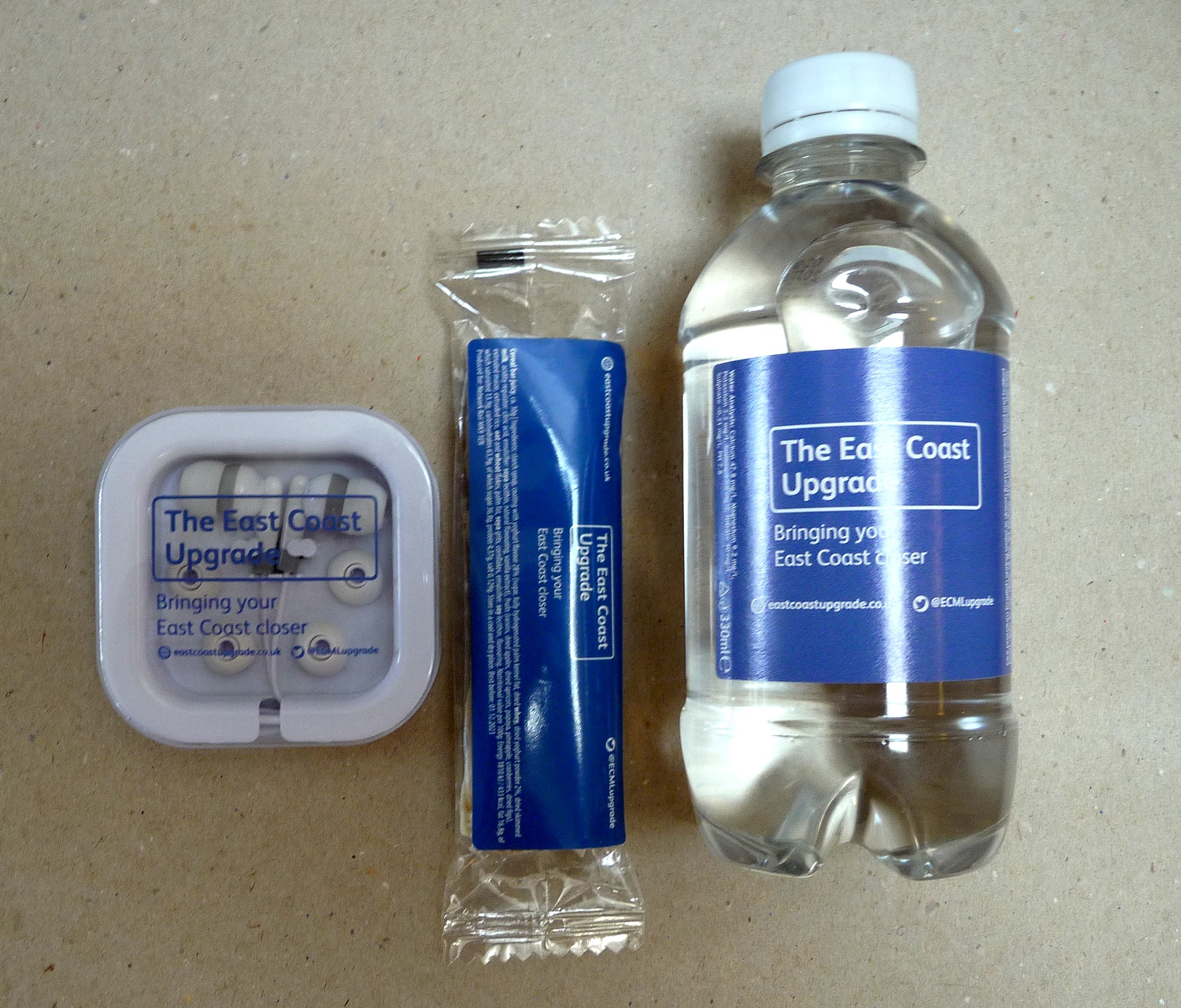 Commemorative travel pack