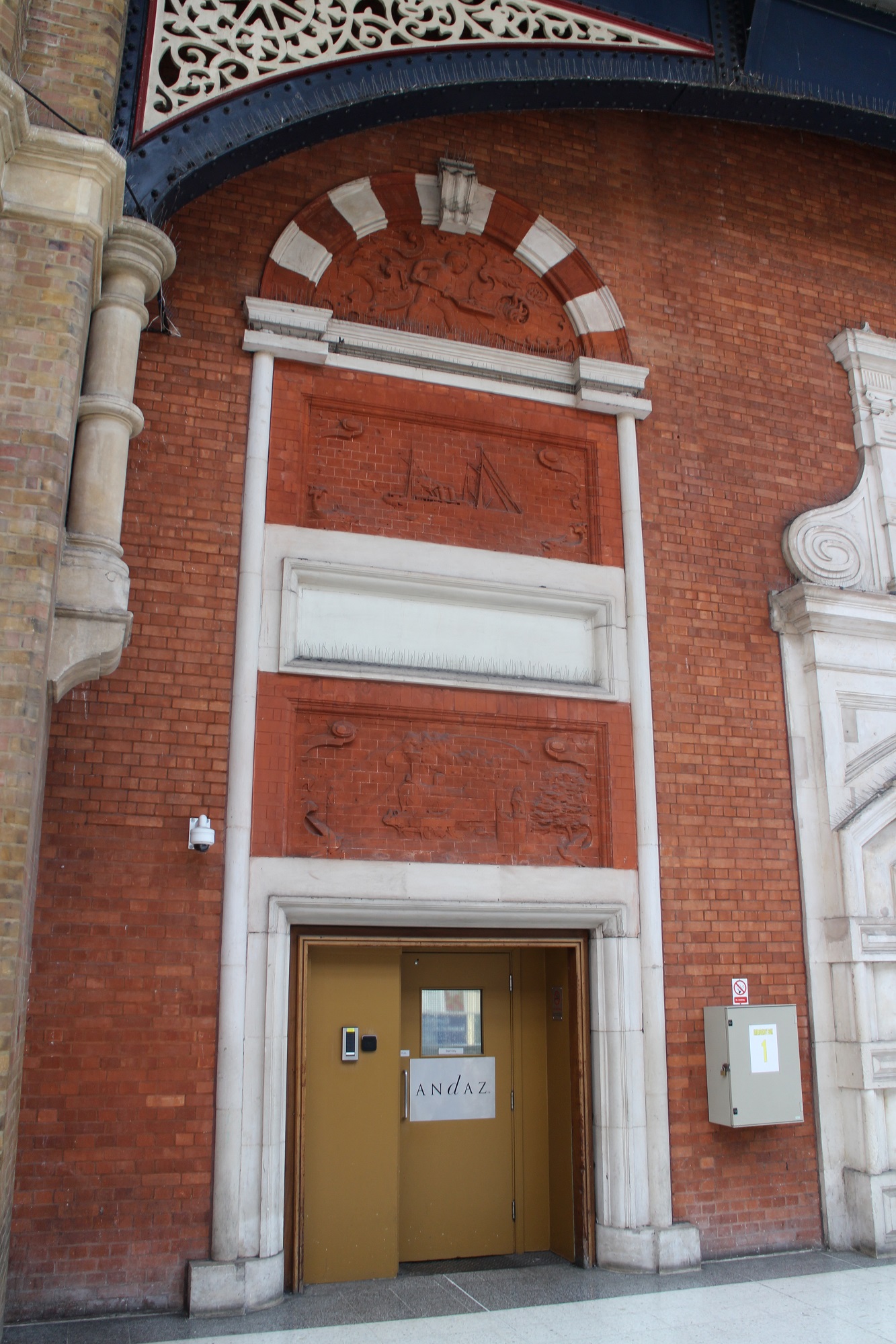 Liverpool Street Station