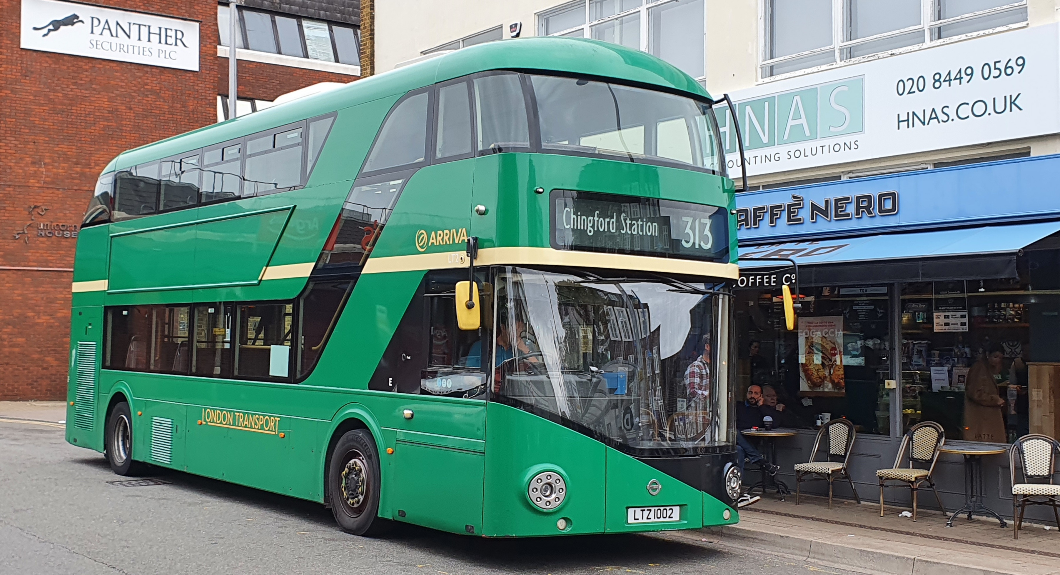 Potters-Bar-LN-14Oct22 &copy; Pam Carr