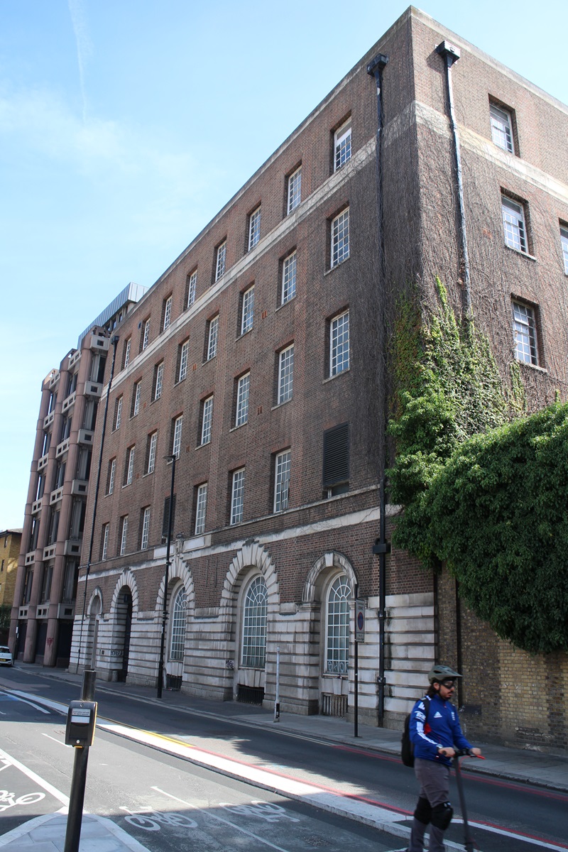 Telephone exchange, Royal Mint Street