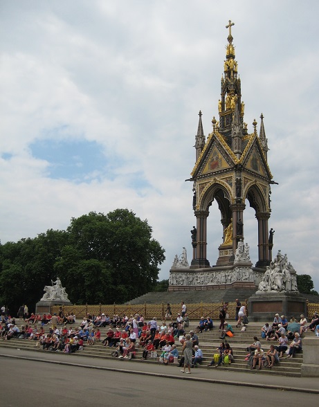 Albert Memorial &copy; Robert Mason 2017