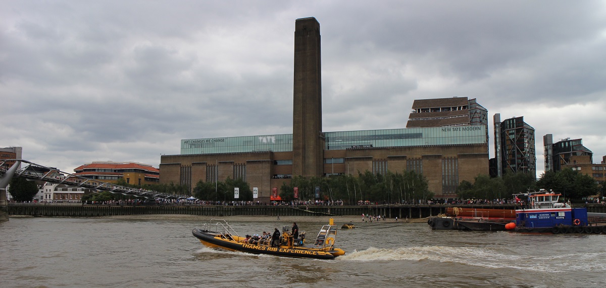 Bankside Power Station © Robert Mason