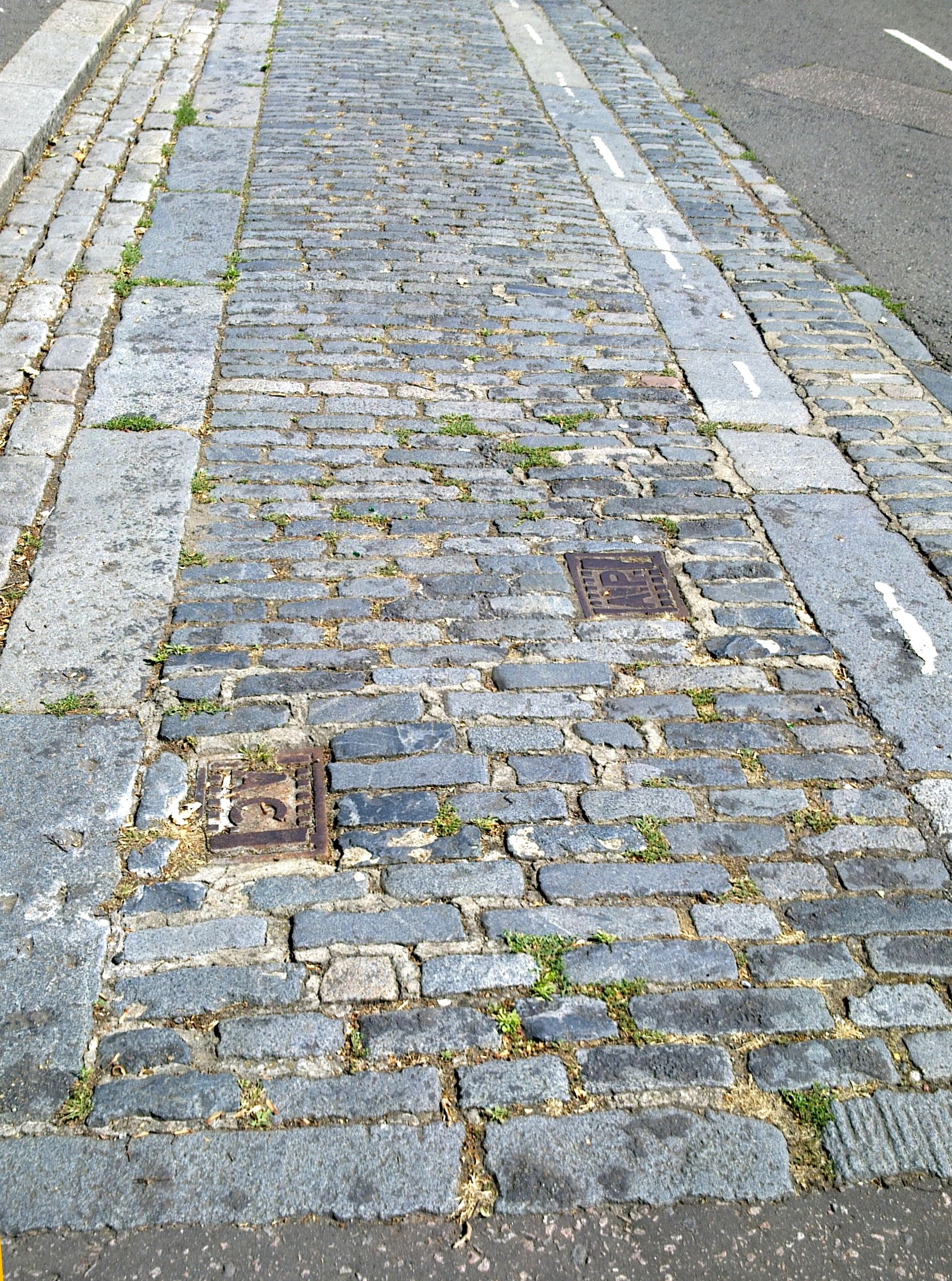 Cab stand, 7 Aug 18 © R Carr