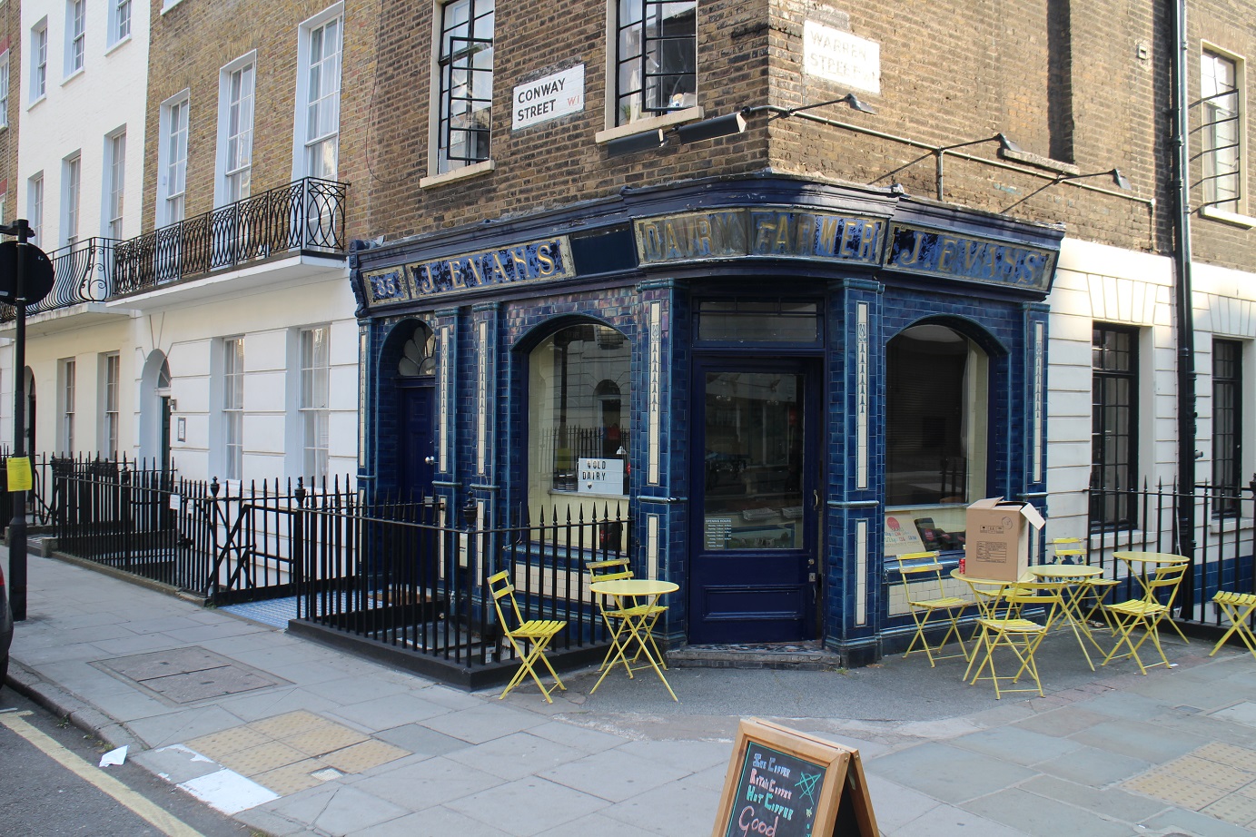 Evans Dairy, Warren Street/Conway Street © Robert Mason 2018