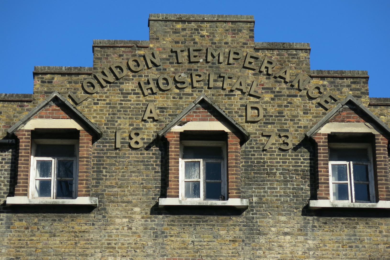 London Temperance Hospital, Sidney Ray