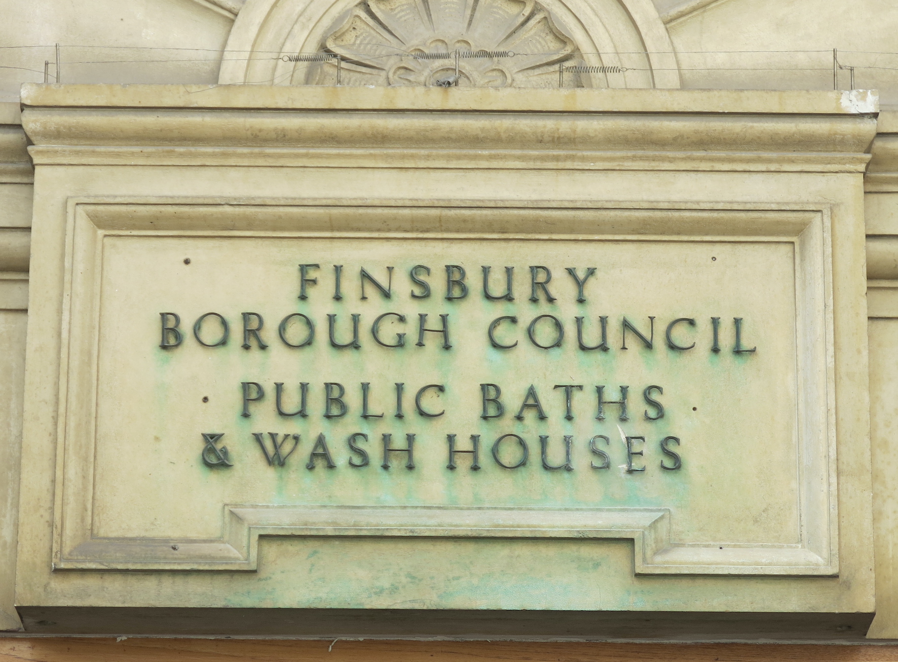 Finsbury baths, Sidney Ray