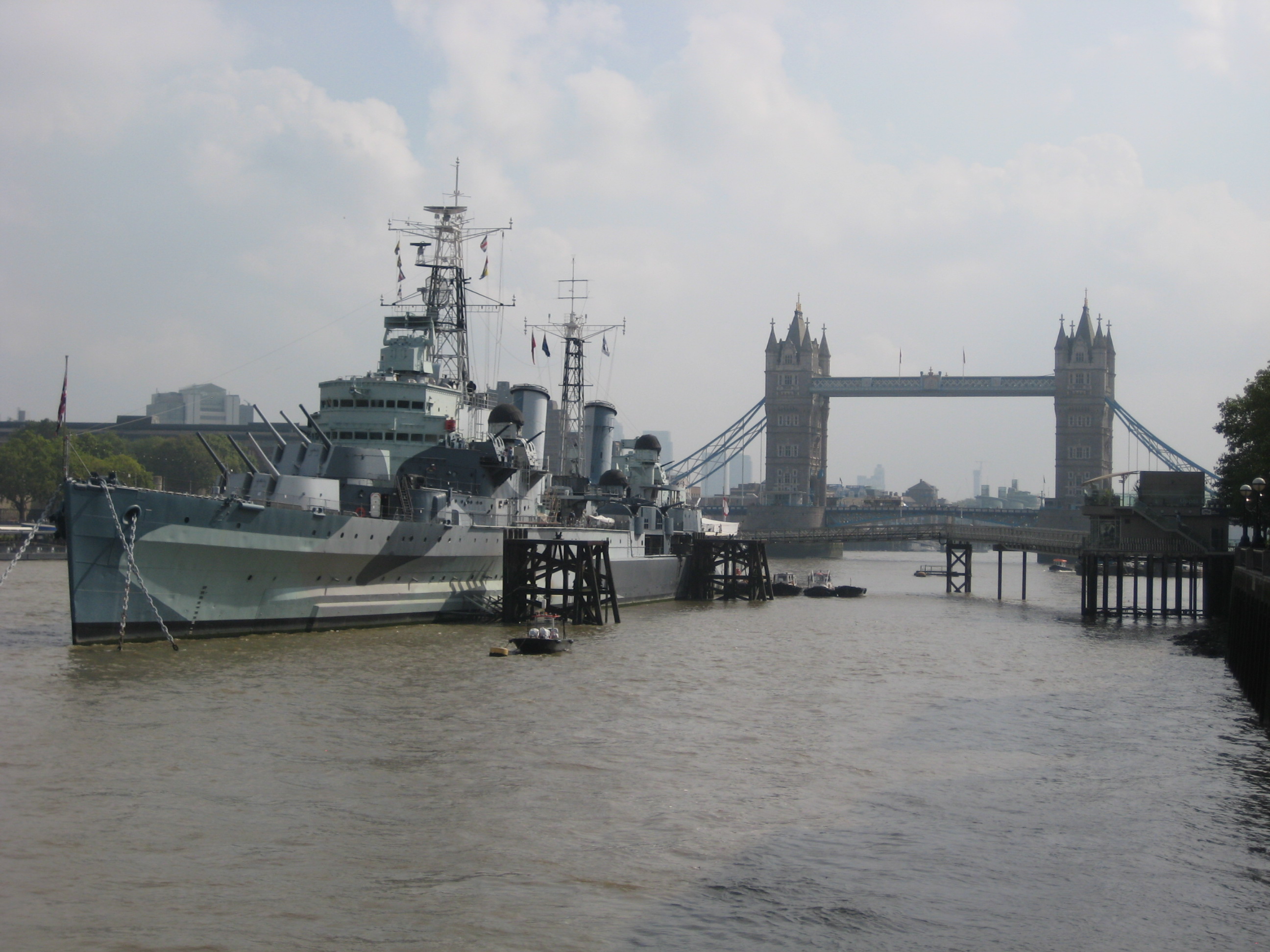 Second World War cruiser 'HMS Belfast' © Robert Mason 2014