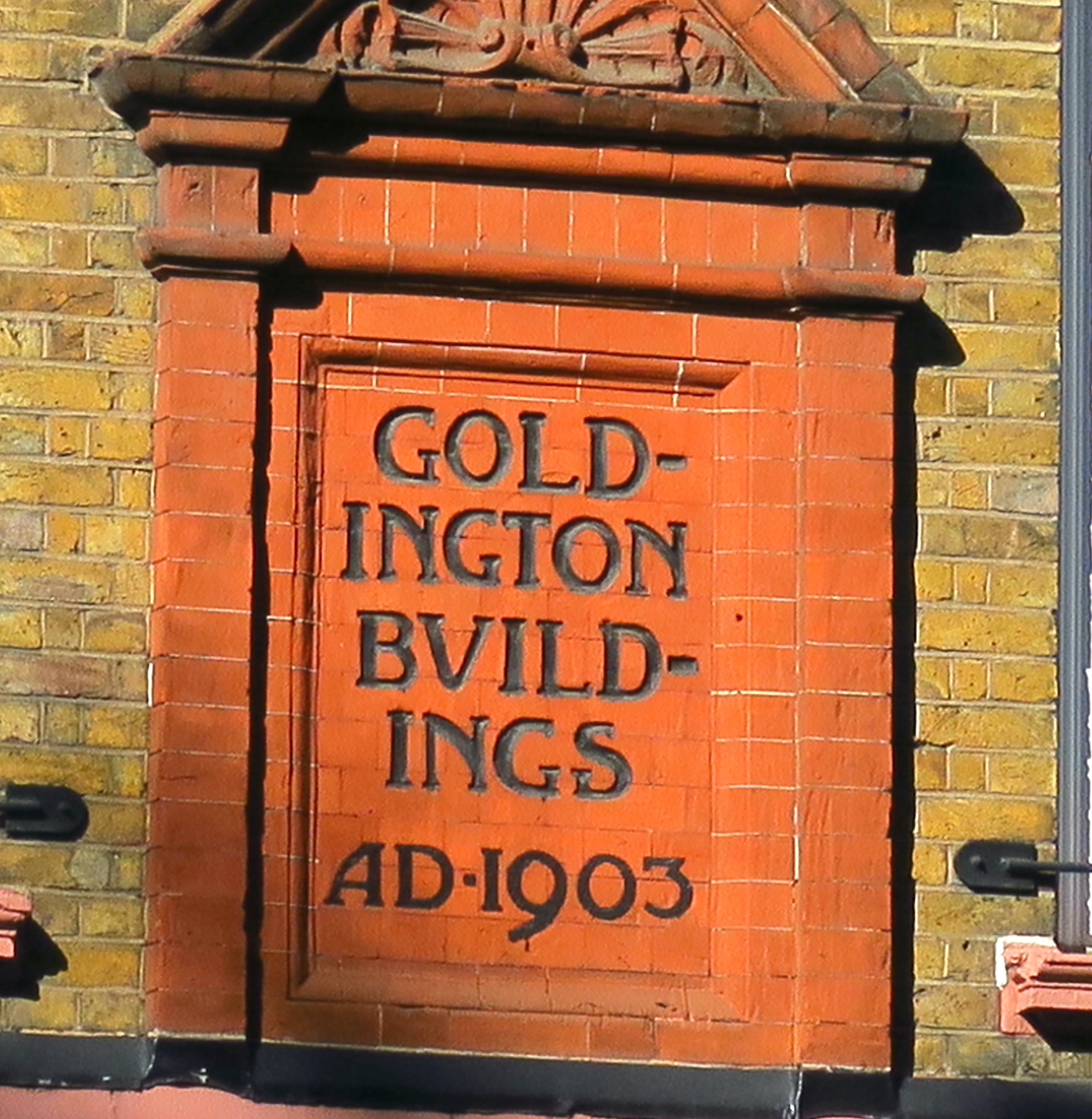 Goldington Buildings, Sidney Ray