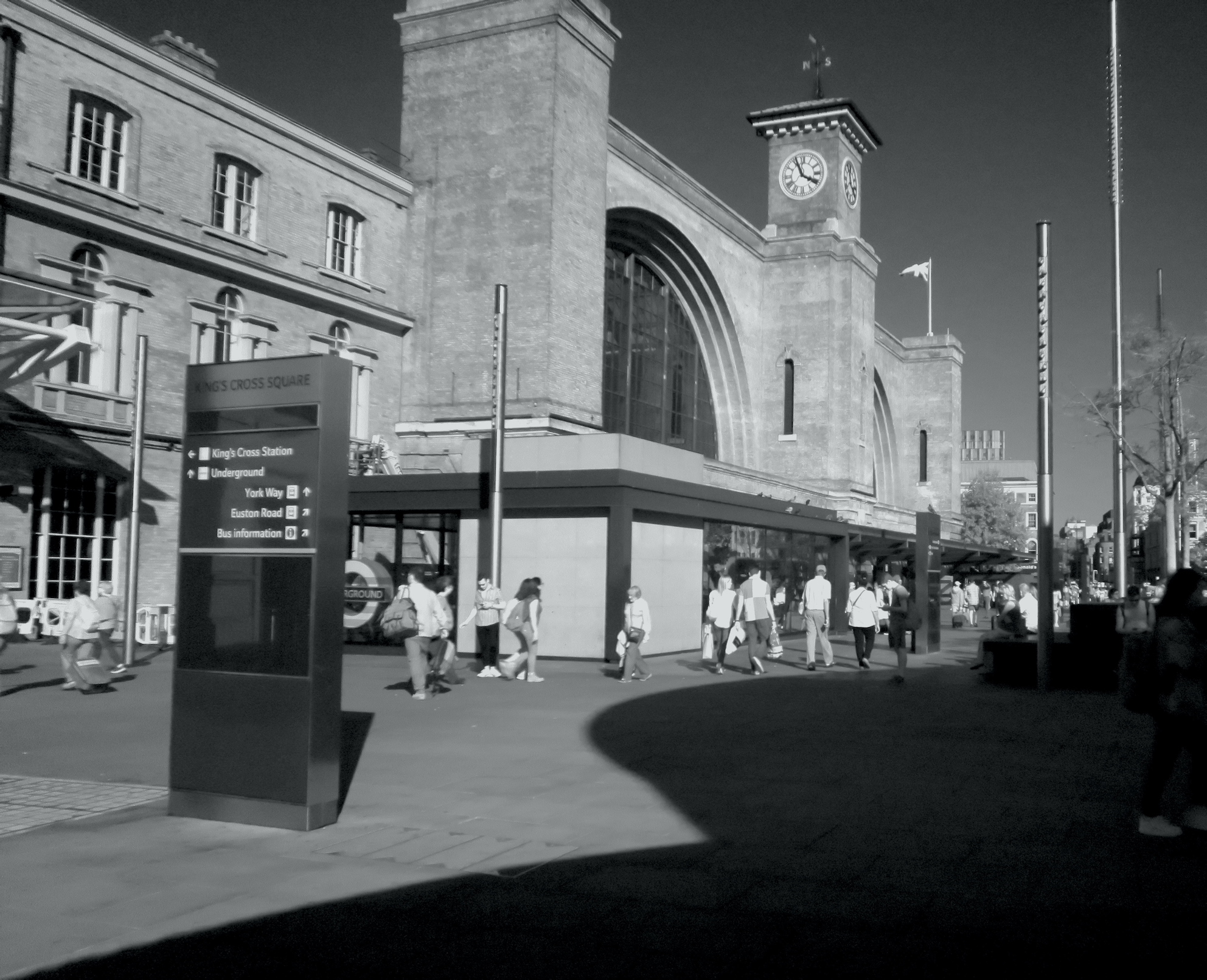 King's-Cross-station © Sidney Ray