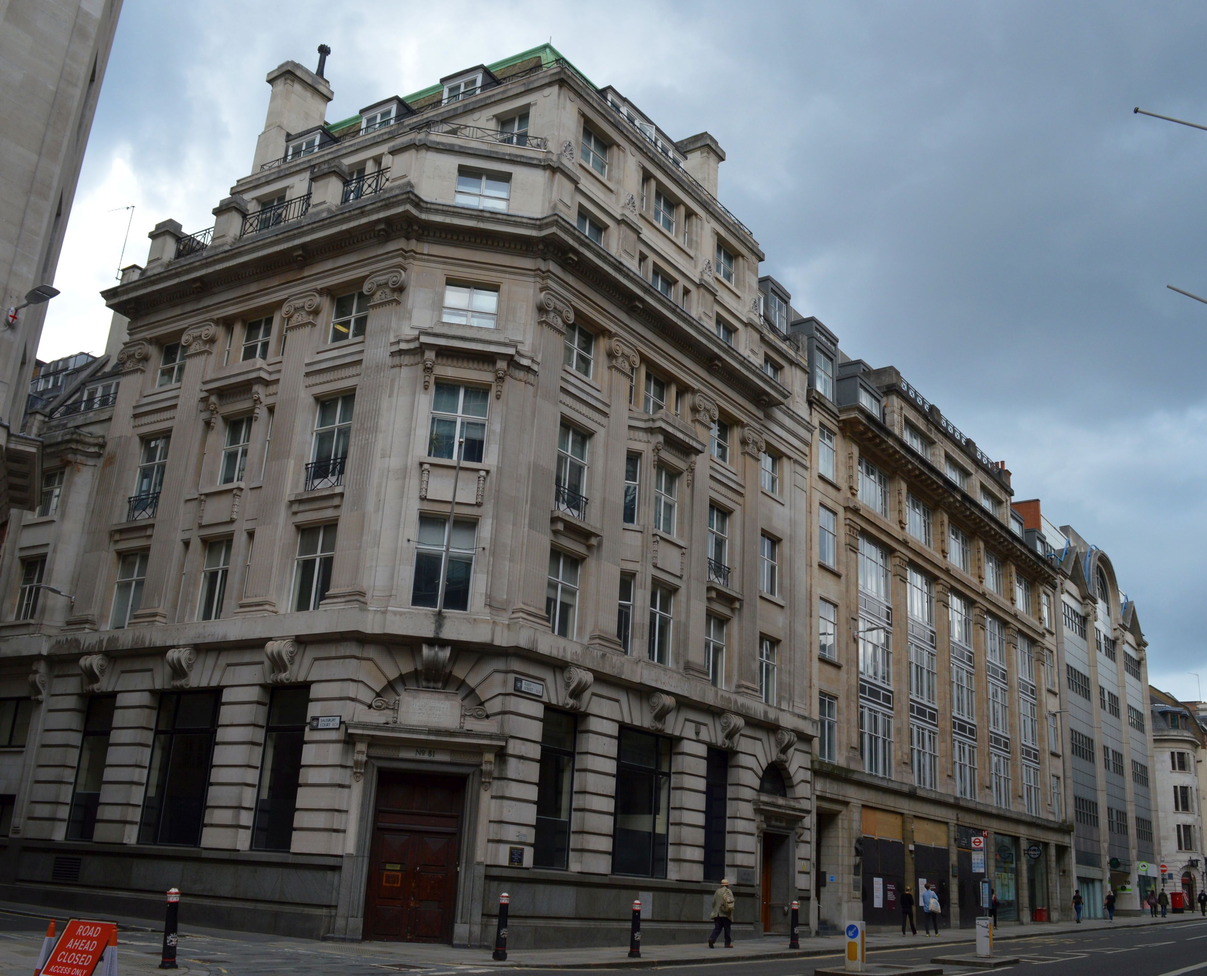 Offices at Salisbury Sq