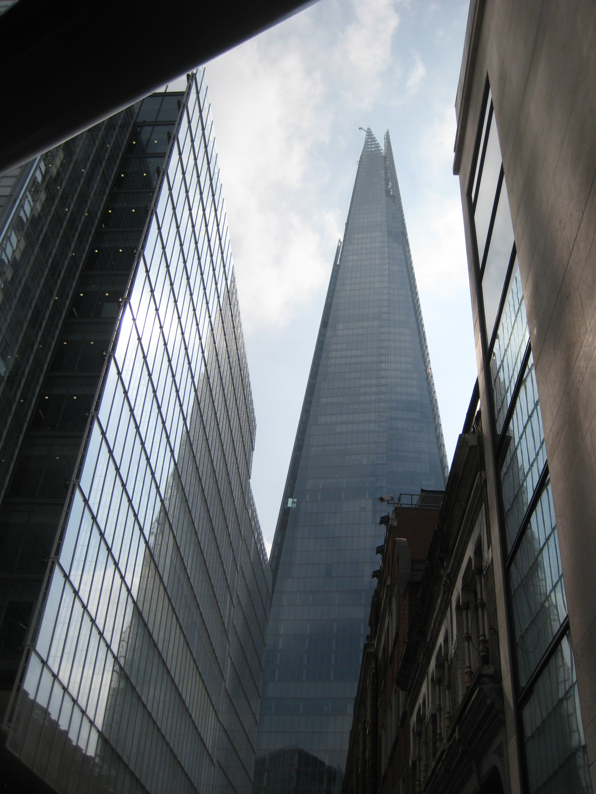 Shard Tower © Robert Mason 2013