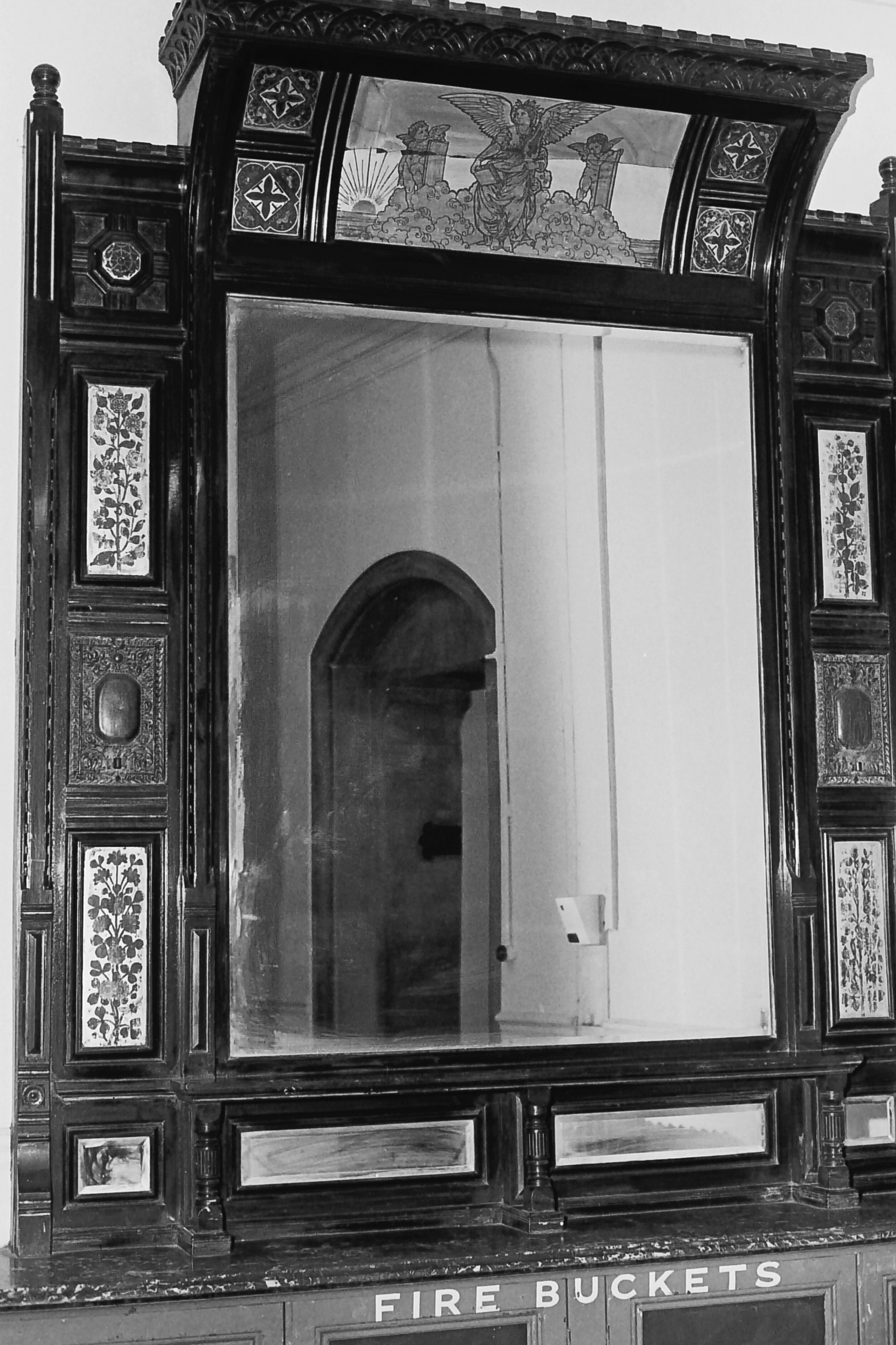 St Pancras &copy; Sidney Ray