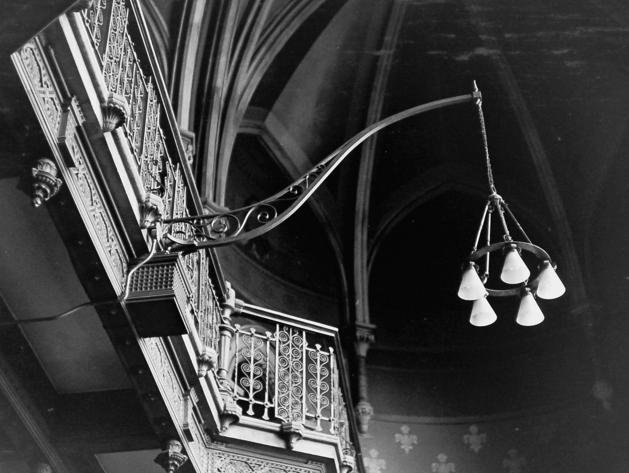 St Pancras &copy; Sidney Ray