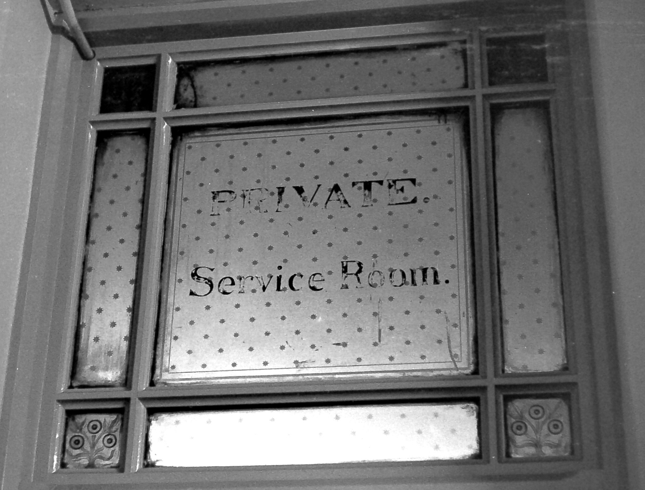 St Pancras &copy; Sidney Ray