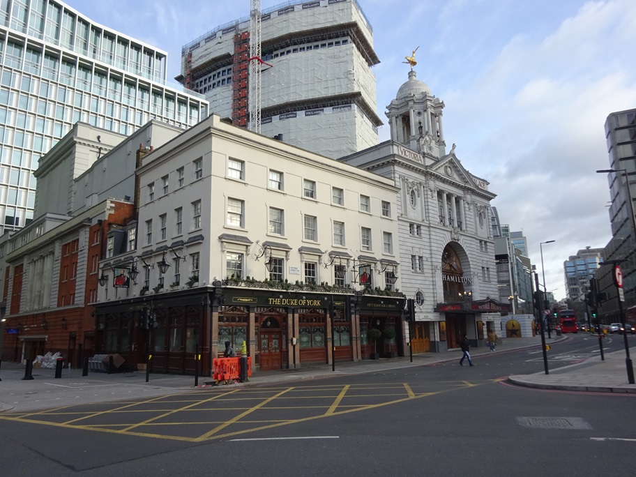Victoria Palace Theatre