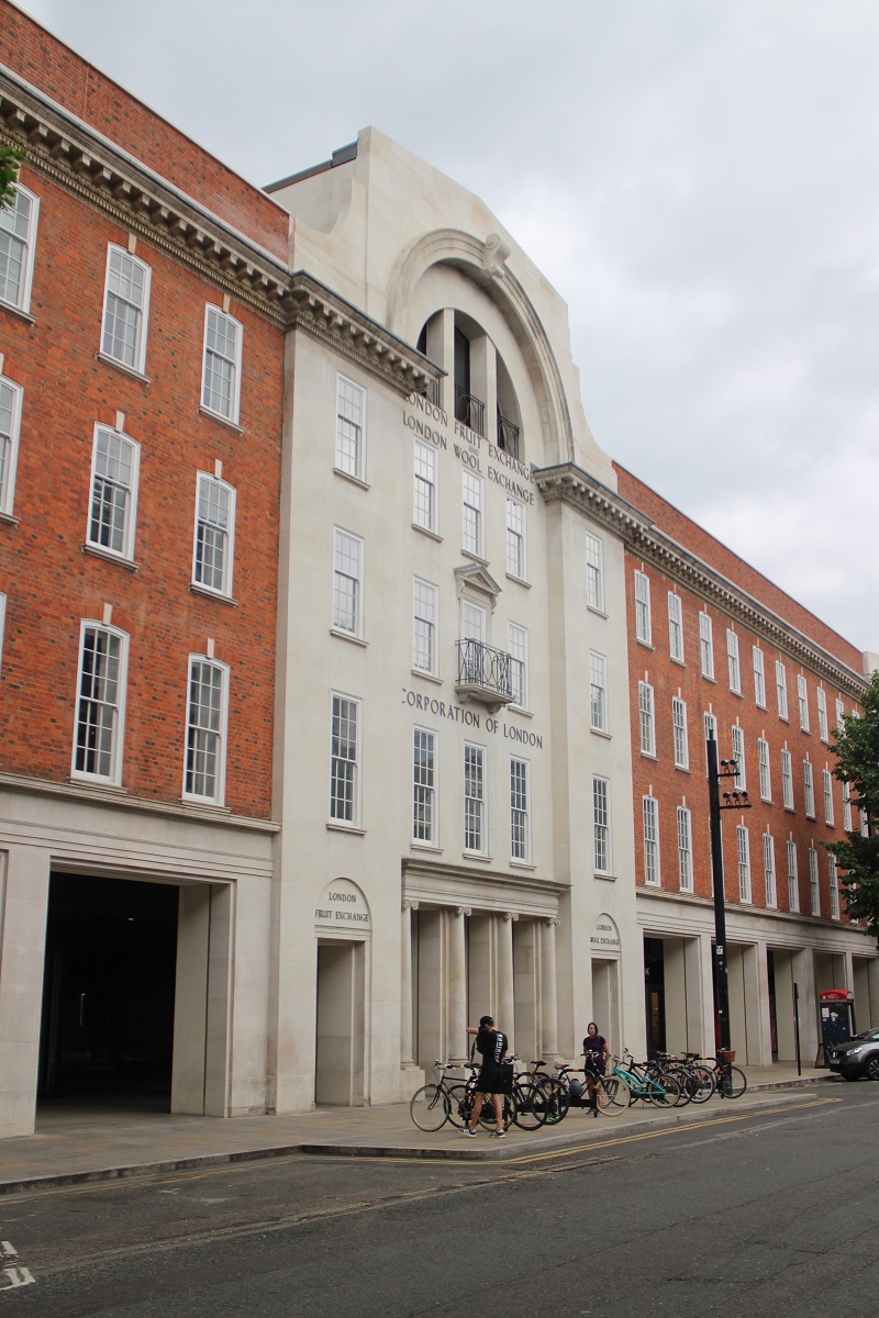 Wool and Fruit Exchange in Spitalfields © Robert Mason 2019